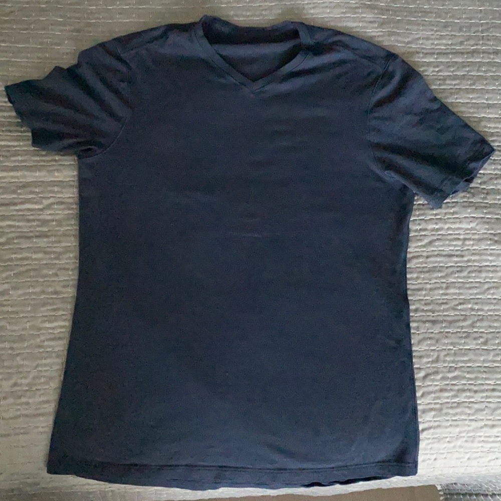 Men’s 5 Year Basic V - Medium - Navy Blue
